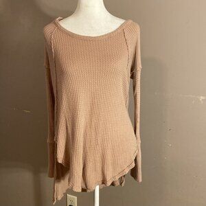 Free People Waffle Knit Lightweight Shirt Pink Crew Neck  Raw Hem Fitted Sl Sz S